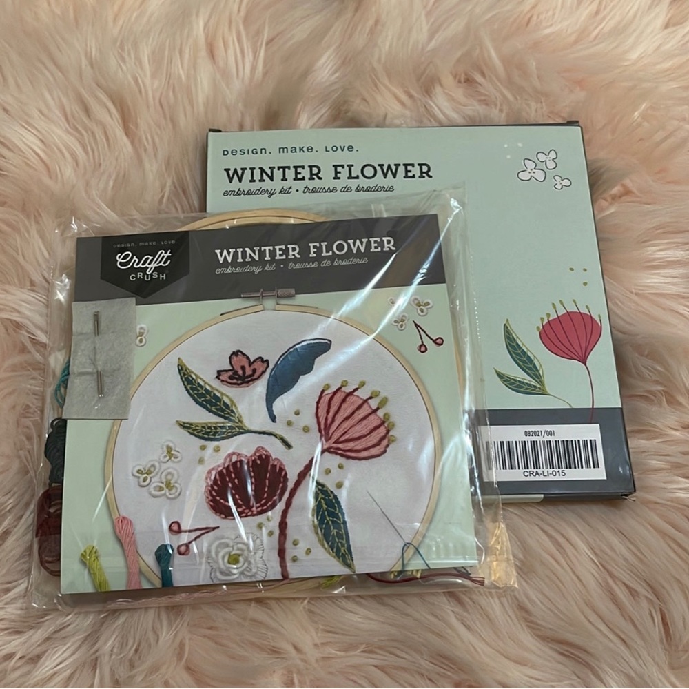 Fabfitfun Winter Flower Embroidery Kit
